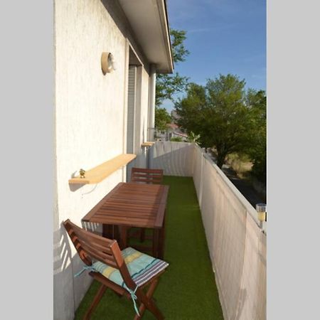 Appartement Lumineux Et Calme Avec Terrasse أفينيون المظهر الخارجي الصورة